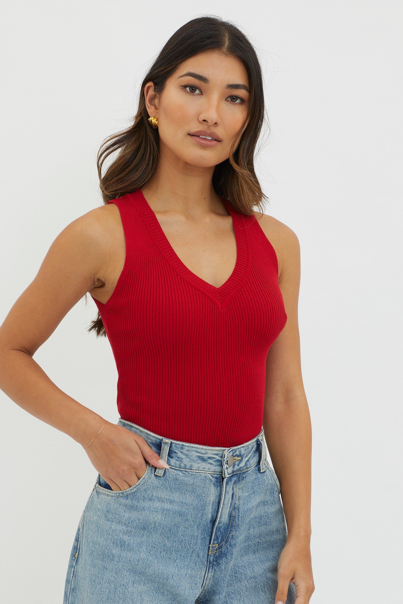 D'Lila V-Neck Ribbed Knit Top Maroon