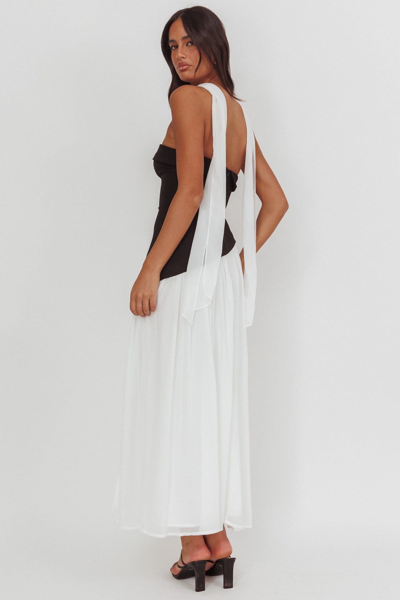 Mariabella Contrast Bodice Maxi Dress Black/White