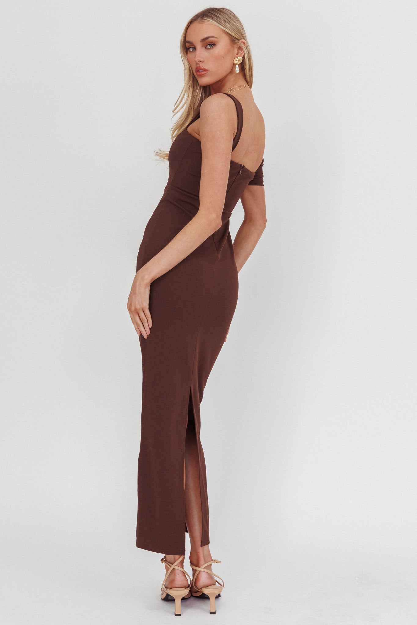 Saffra Asymmetric Shoulder Maxi Dress Chocolate