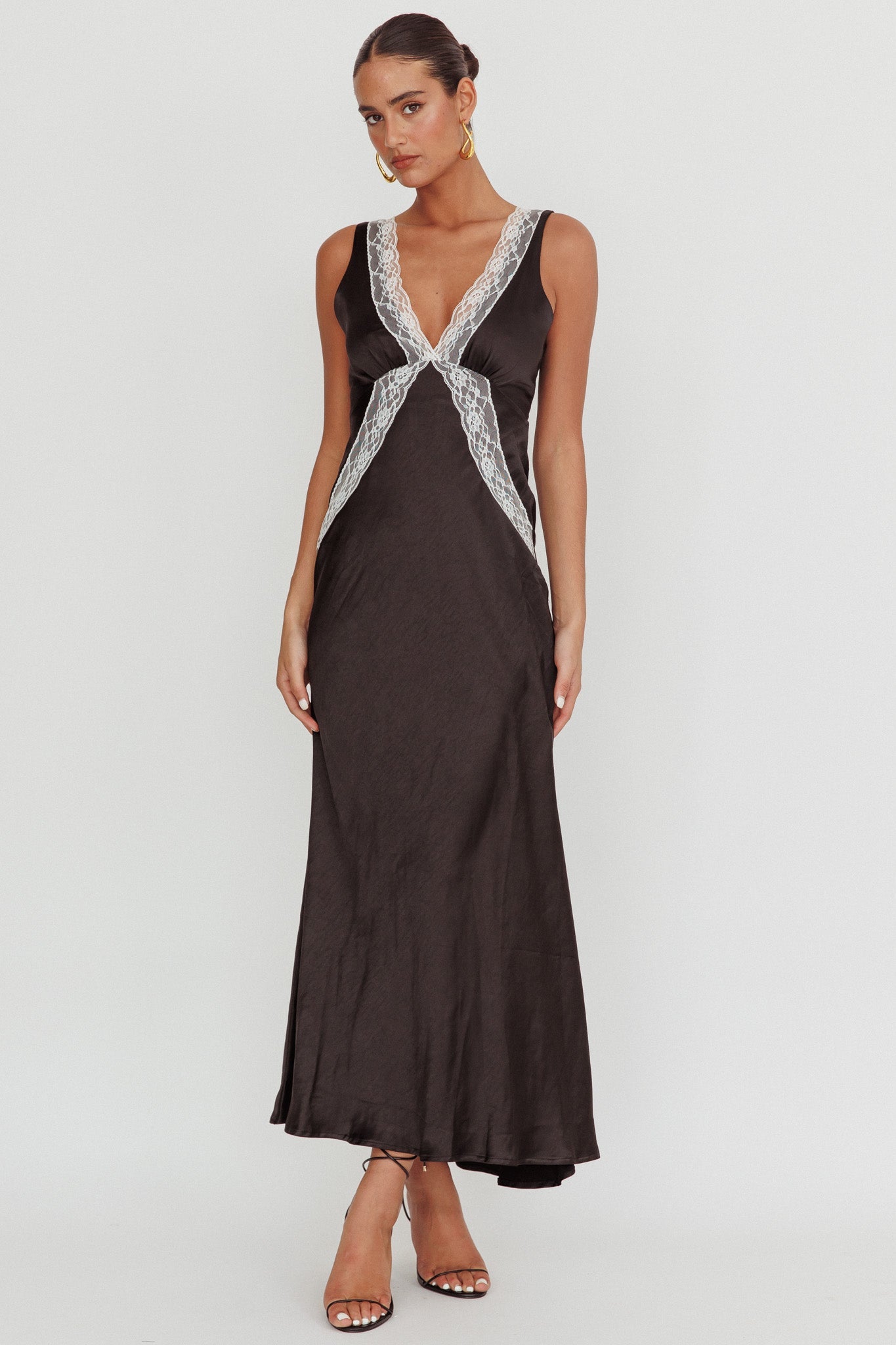 Ivonne Contrast Lace V-Neck Maxi Dress Black