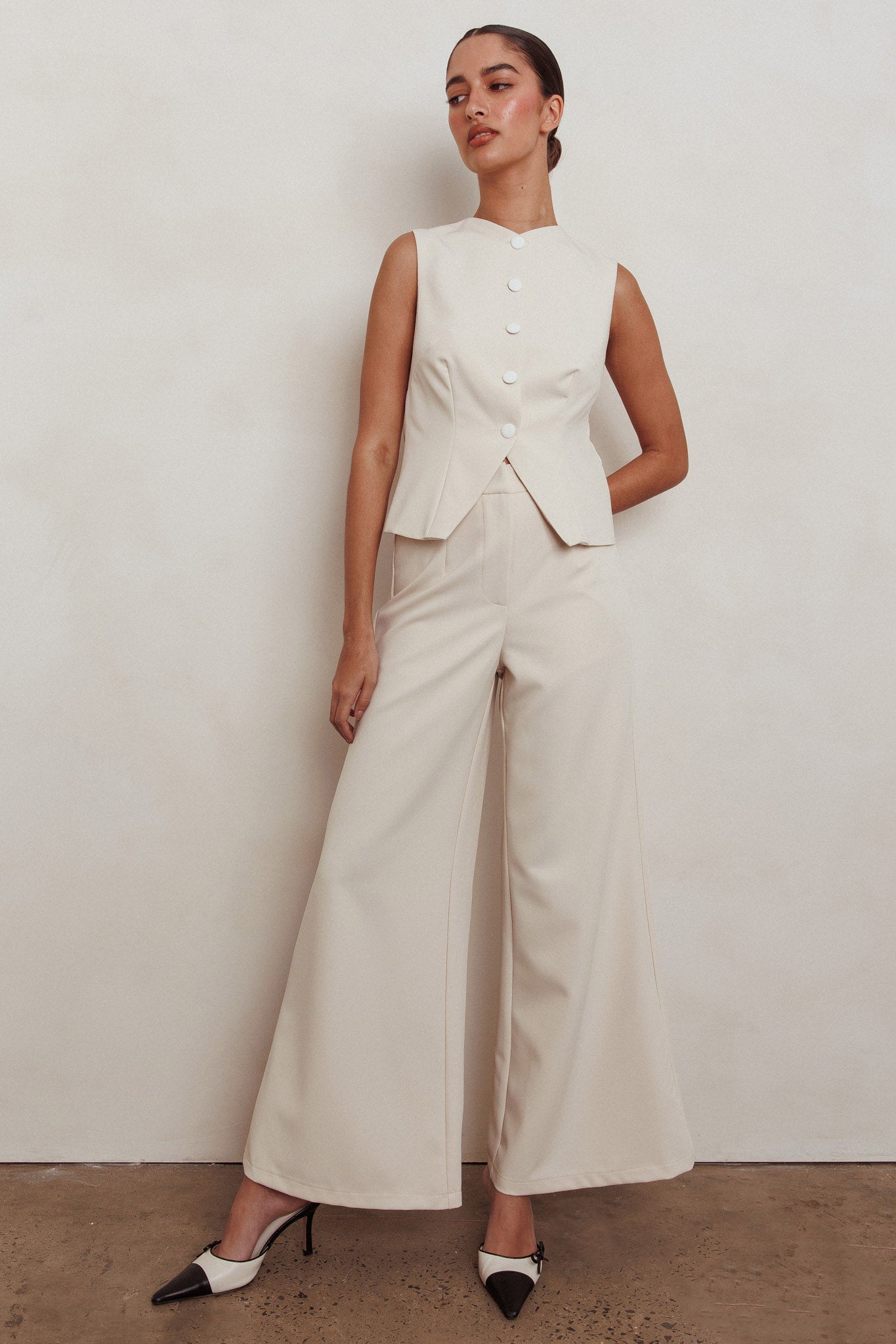 Consideration Wide Leg Pant Beige