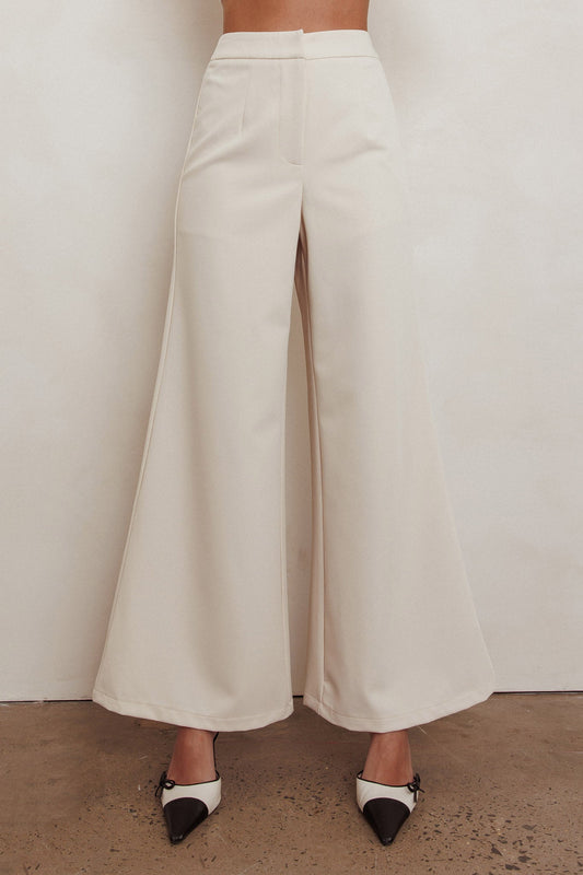 Consideration Wide Leg Pant Beige
