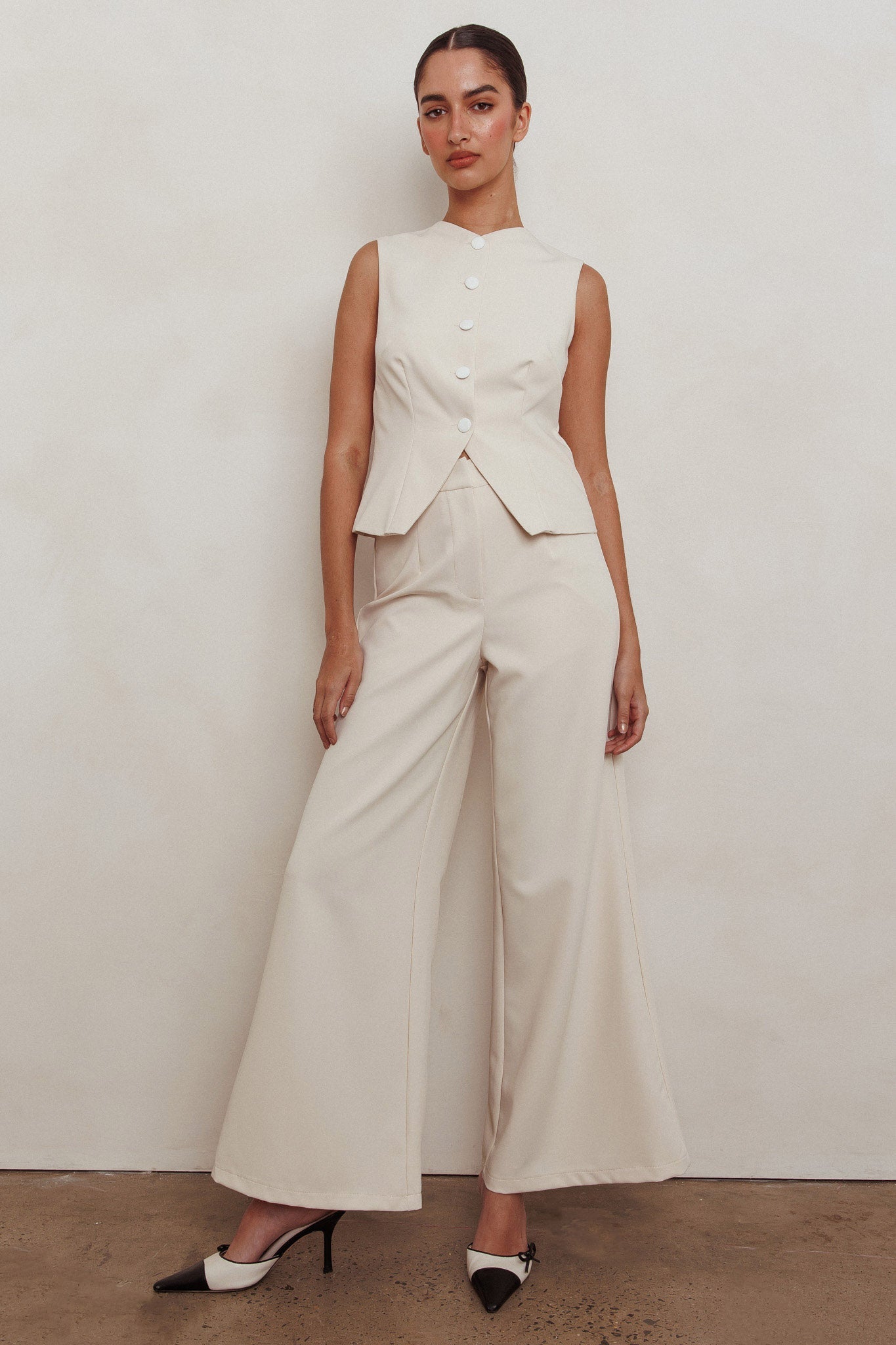 Consideration Wide Leg Pant Beige