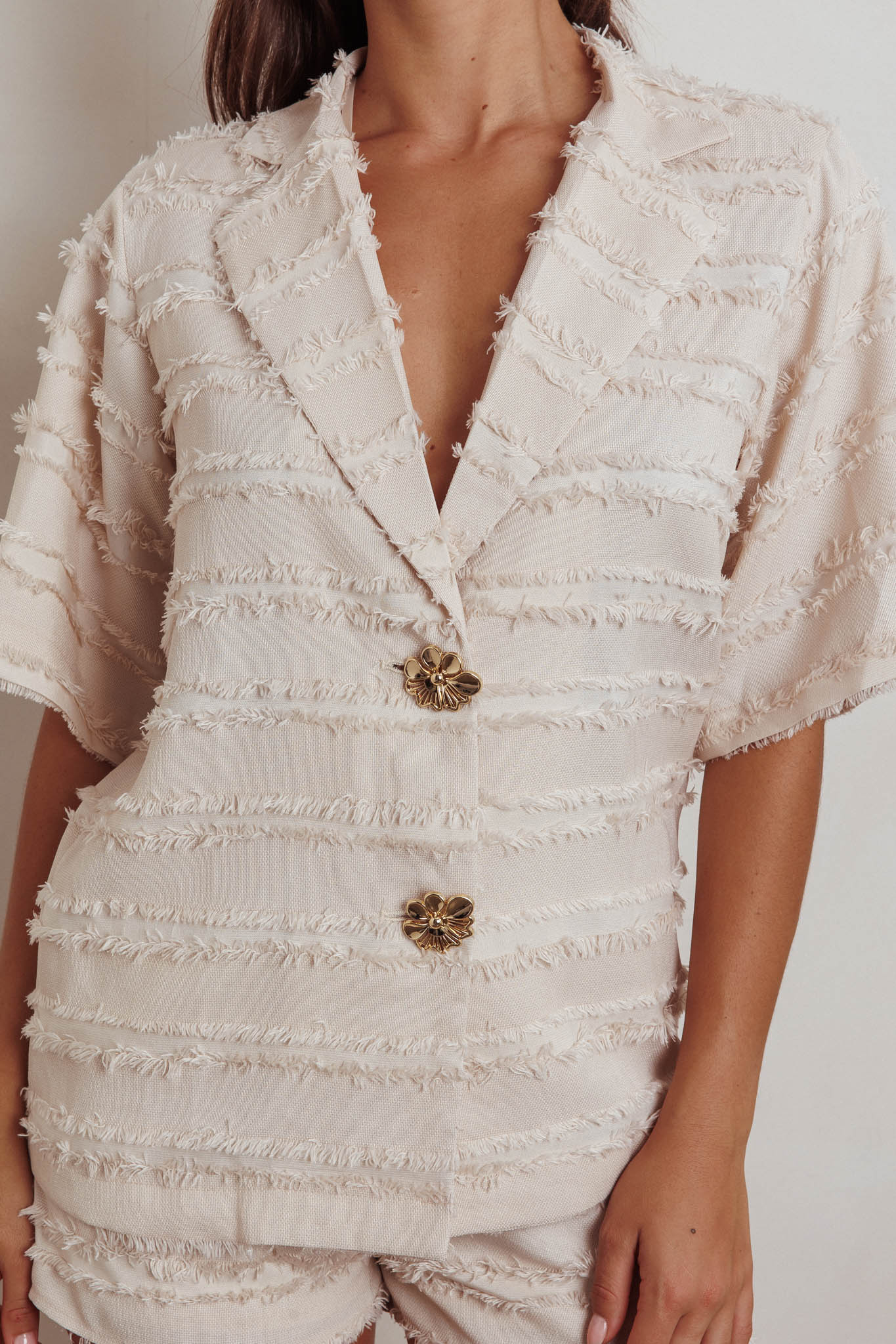 Reed Raw Edge Trim Collared Top Cream