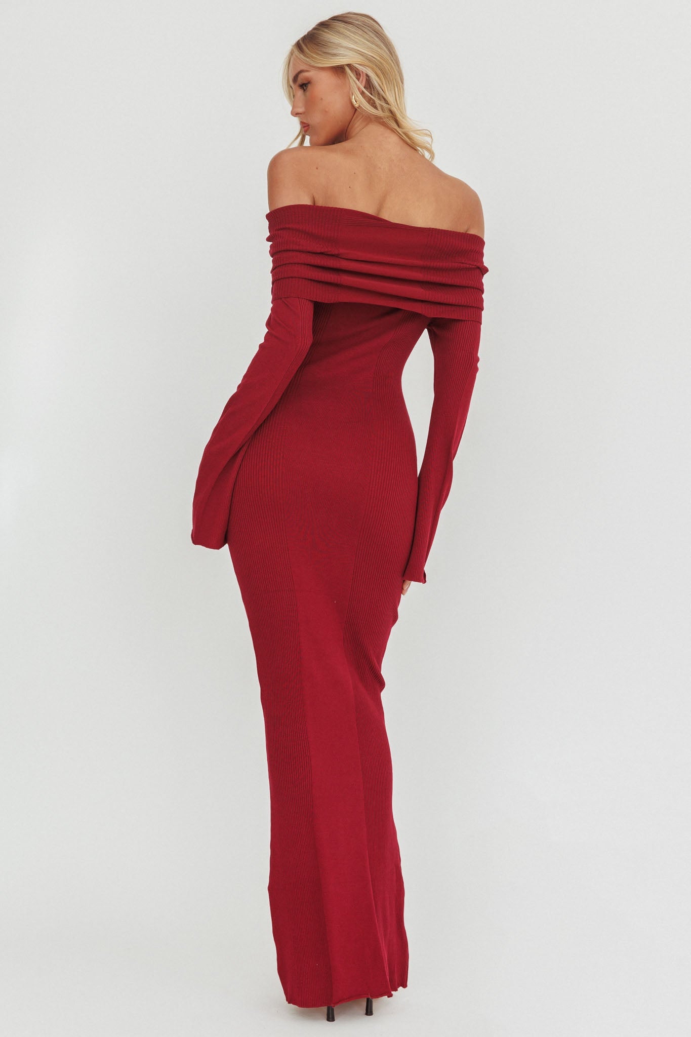 Aloura Off-Shoulder Ribbed Knit Maxi Dress Wine