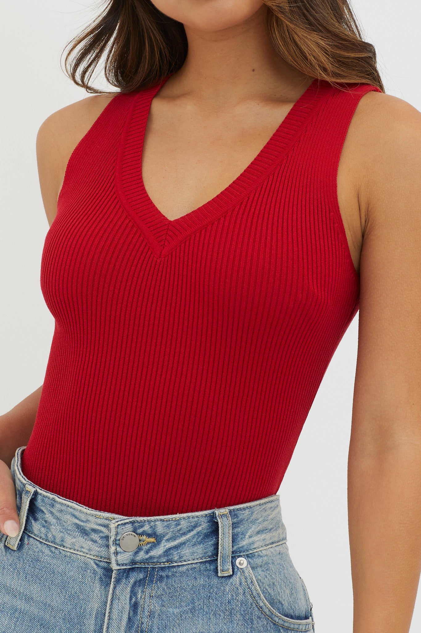 D'Lila V-Neck Ribbed Knit Top Maroon