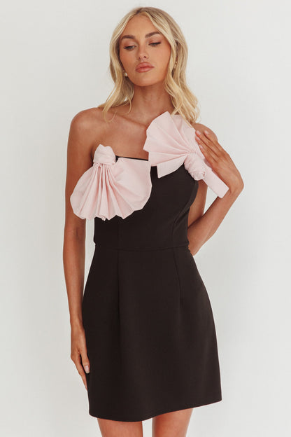 Viktoria Strapless Concertina Decoration Mini Dress Black