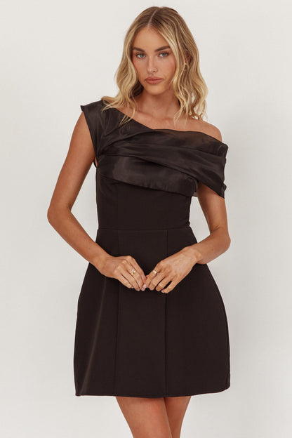 Vienna Nights Off-Shoulder A-Line Mini Dress Black