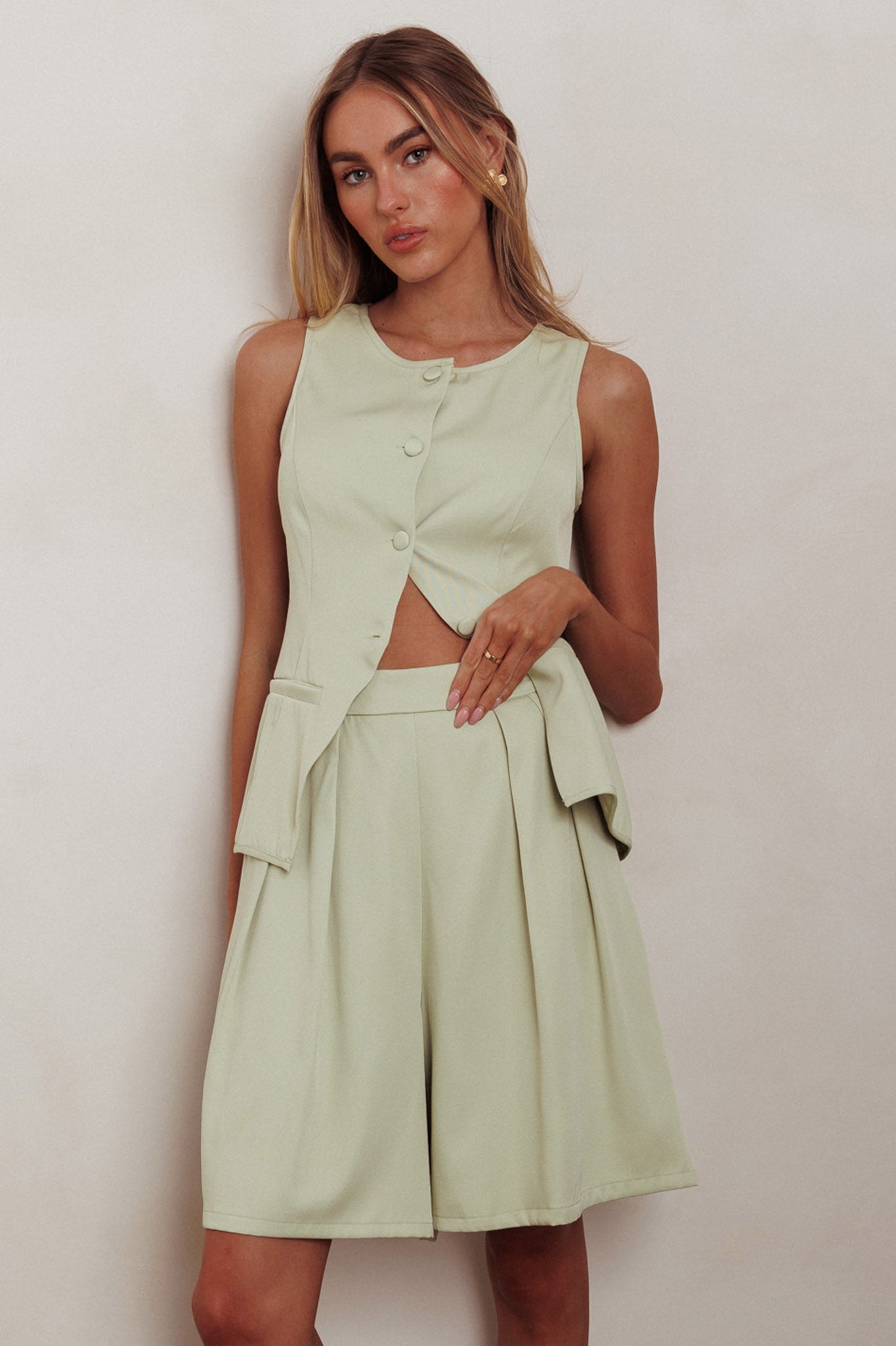 Janna Wide Leg Shorts Sage